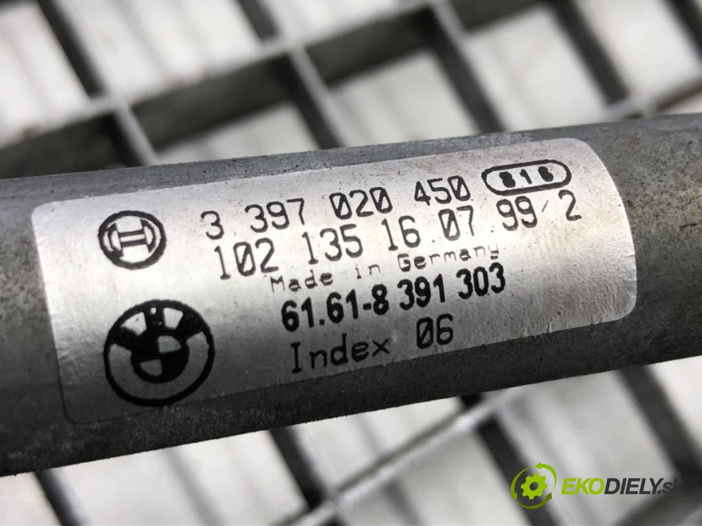 BMW 3 (E46) 1997 - 2005    316 i 77 kW [105 KM] benzyna 1998 - 2002  Mechanizmus stieračov predný 8391303 (Motorčeky stieračov predné)