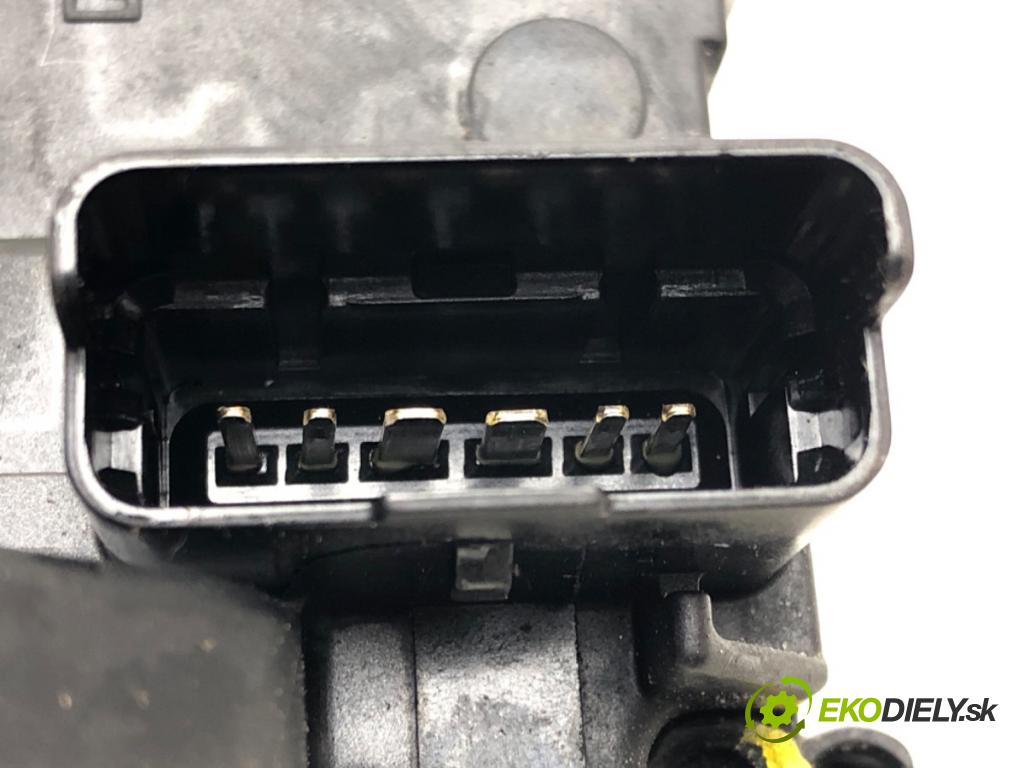RENAULT KANGOO / GRAND KANGOO II (KW0/1_) 2008 - 2022    1.5 dCi 110 (KW06, KW12) 81 kW [110 KM] olej napęd  zámok dveře levý zadní část 8200542358
