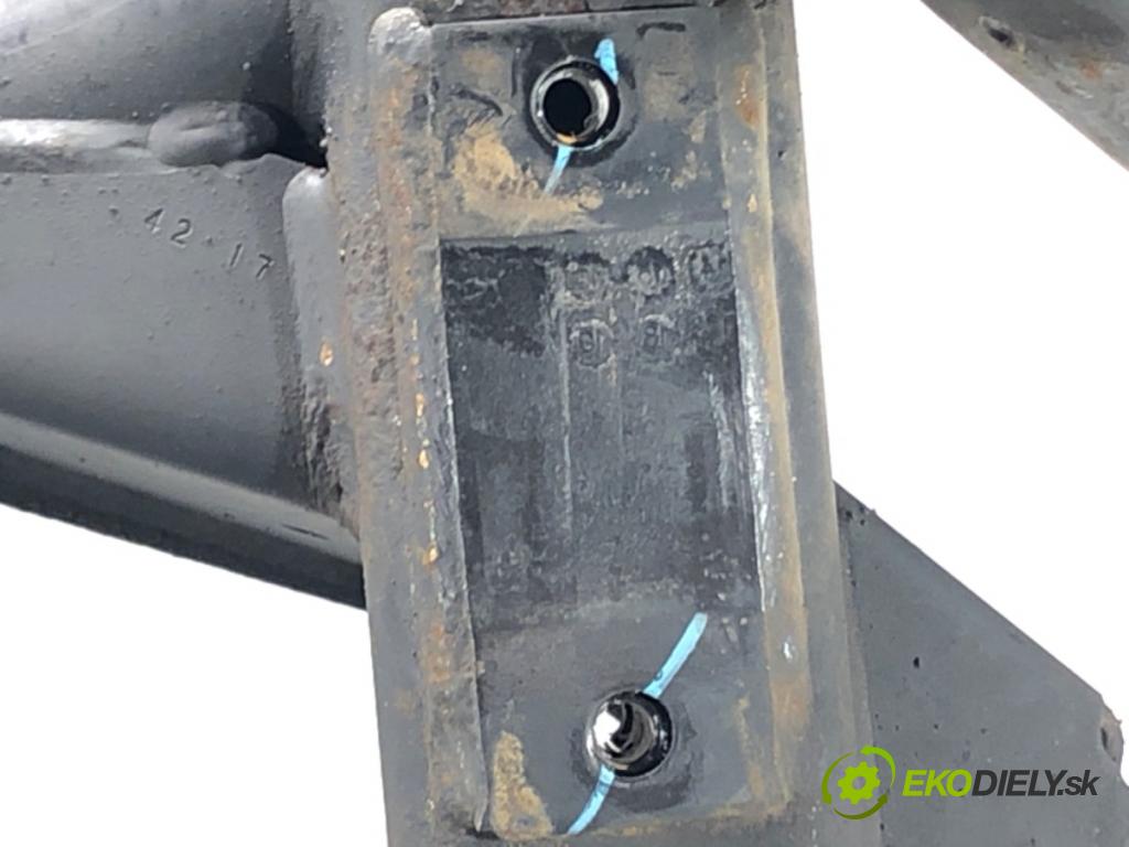 JAGUAR XE (X760) 2015 - 2022    2.0 D 132 kW [180 KM] olej napędowy 2015 - 2022  výztuha pod motor  (Výztuhy přední)