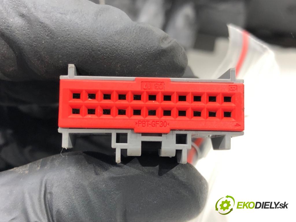 JAGUAR XE sedan 2017 132 kW 2.0 D 1999 Spätné zrkadlo ľavy