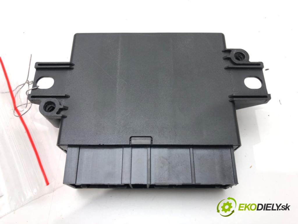 JAGUAR XE (X760) 2015 - 2022    2.0 D 132 kW [180 KM] olej napędowy 2015 - 2022  Modul PDC HK52-15C859-AE (Ostatné)