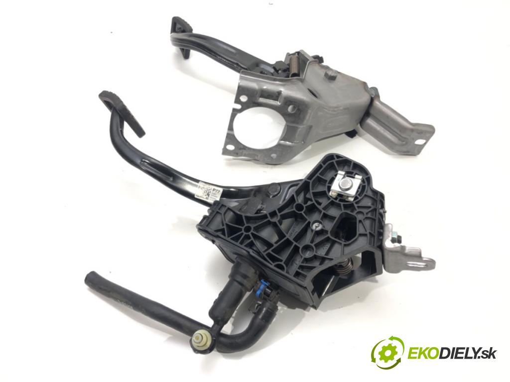 HYUNDAI i30 (PDE, PD, PDEN) 2016 - 2022    1.5 81 kW [110 KM] benzyna 2020 - 2022  PEDÁL: 32800-J7100BB (Pedále)