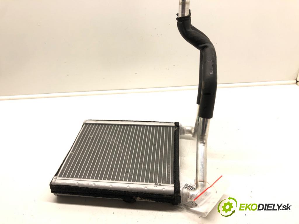 HYUNDAI i30 (PDE, PD, PDEN) 2016 - 2022    1.5 81 kW [110 KM] benzyna 2020 - 2022  Výhrevné teleso, radiátor kúrenia  (Radiátory kúrenia)