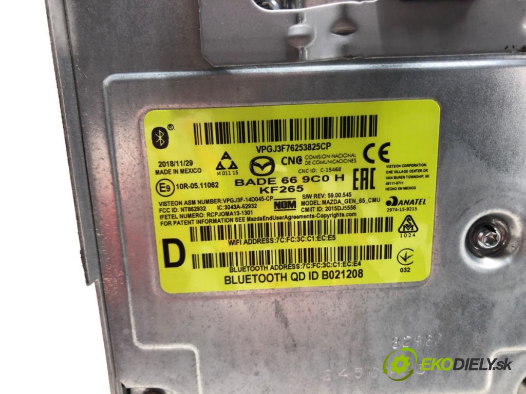 MAZDA 2 (DL, DJ) 2014 - 2022    1.5 SKYACTIV-G 66 kW [90 KM] benzyna 2014 - 2017  Dislpej D23N611J0B (Prístrojové dosky, displeje)