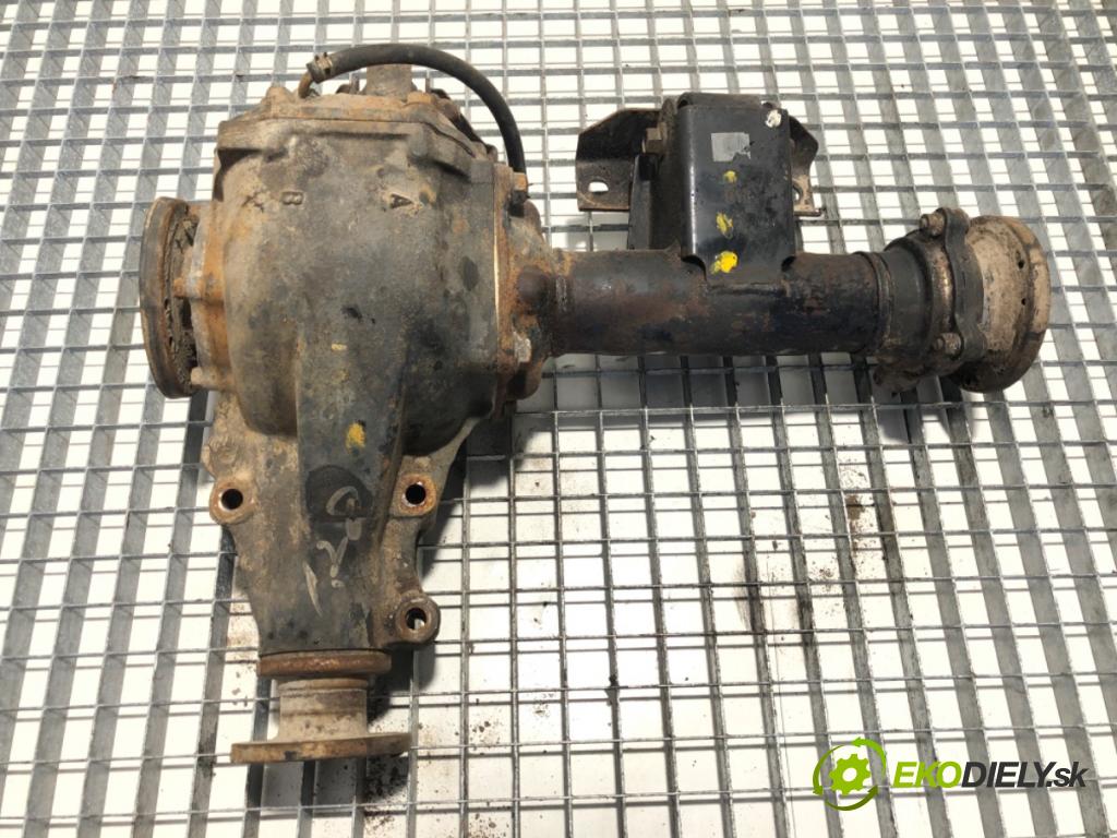 NISSAN TERRANO I samochód terenowy zamknięty 1995 74 kW 2.4 2389 Most ,diferenciál predný 