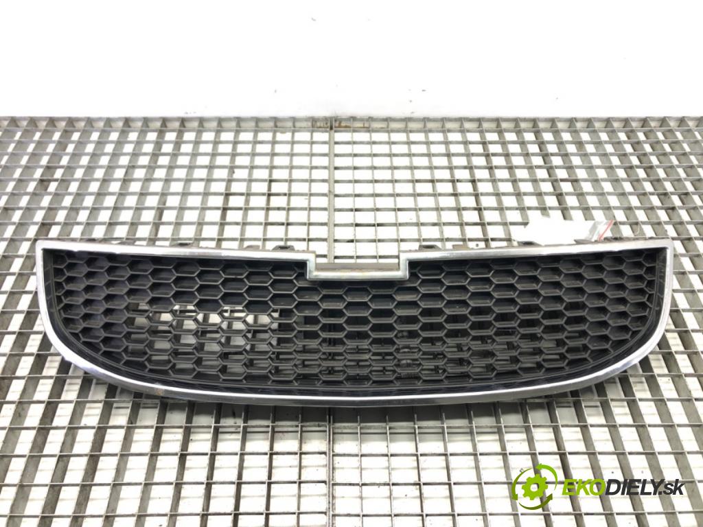 CHEVROLET ORLANDO (J309) 2010 - 2022    2.0 D 120 kW [163 KM] olej napędowy 2011 - 2022  mřížka maska 95032033 (Mřížky (masky) chladičů)