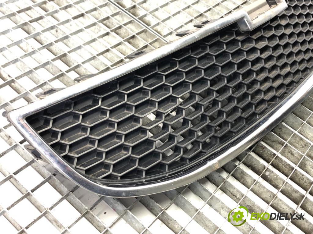 CHEVROLET ORLANDO (J309) 2010 - 2022    2.0 D 120 kW [163 KM] olej napędowy 2011 - 2022  mřížka maska 95032033 (Mřížky (masky) chladičů)