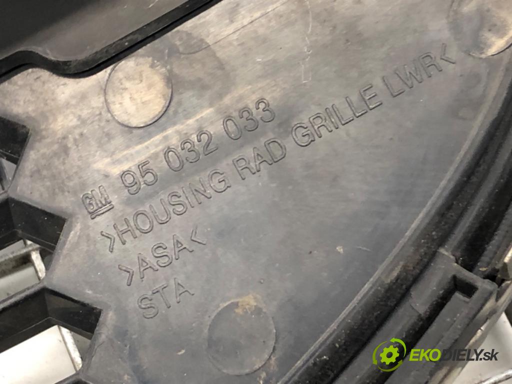 CHEVROLET ORLANDO (J309) 2010 - 2022    2.0 D 120 kW [163 KM] olej napędowy 2011 - 2022  mřížka maska 95032033 (Mřížky (masky) chladičů)