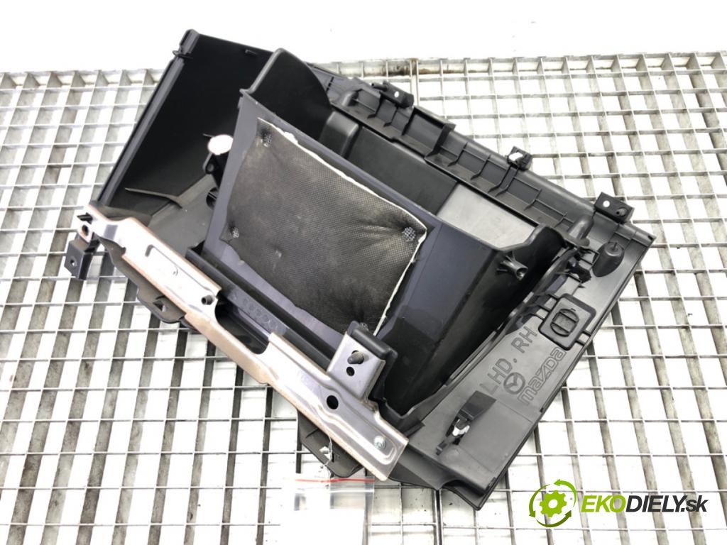 MAZDA 3 (BM, BN) 2013 - 2022    2.5 (BM543) 138 kW [188 KM] benzyna 2013 - 2022  Priehradka, kastlík spolujazdca BHN1-64261 (Priehradky, kastlíky)