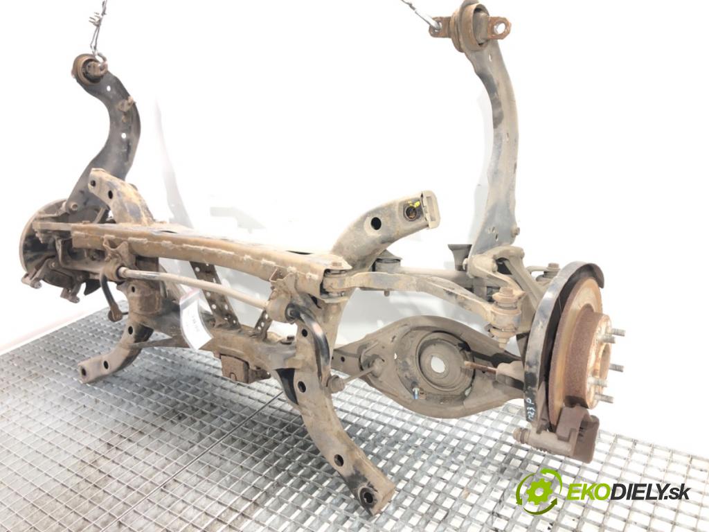MAZDA 3 (BM, BN) 2013 - 2022    2.5 (BM543) 138 kW [188 KM] benzyna 2013 - 2022  výztuha zadní část