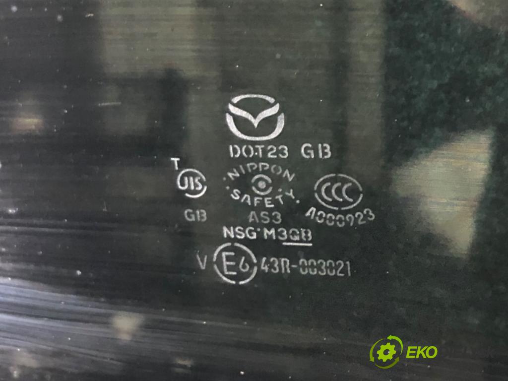 MAZDA 3 (BM, BN) 2013 - 2022    2.5 (BM543) 138 kW [188 KM] benzyna 2013 - 2022  střešní okno  (Okna karoserie)