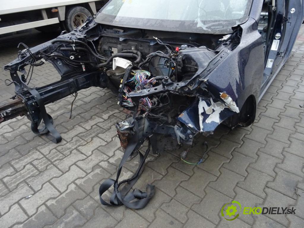 MAZDA 3 (BM, BN) 2013 - 2022    2.5 (BM543) 138 kW [188 KM] benzyna 2013 - 2022  KAROSERIA ČTVRŤÁK blatník zadní část levý pravý střecha POŠTY: prahy