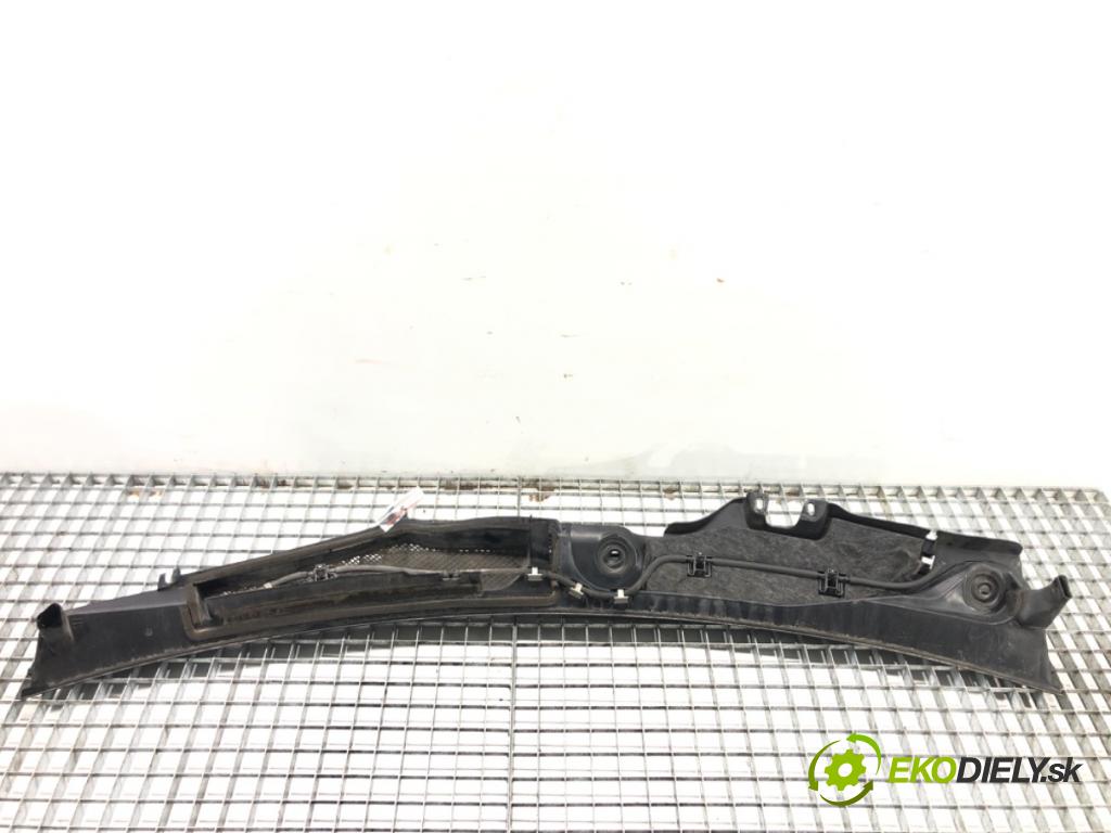 MERCEDES-BENZ KLASA GLK (X204) 2008 - 2015    220 CDI 4-matic (204.984, 204.997) 125 kW [170 KM]  Torpédo, plast pod čelné okno  (Torpéda)