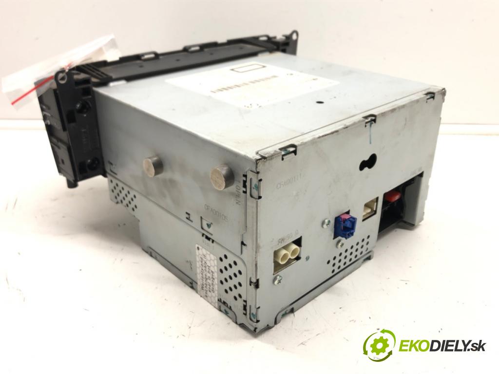 MERCEDES-BENZ KLASA GLK (X204) 2008 - 2015    220 CDI 4-matic (204.984, 204.997) 125 kW [170 KM]  RADIO A2049008605 (Audio zariadenia)