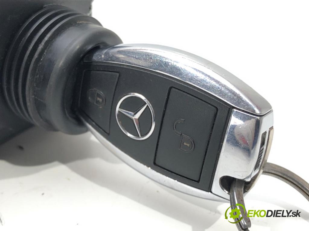 MERCEDES-BENZ KLASA GLK (X204) 2008 - 2015    220 CDI 4-matic (204.984, 204.997) 125 kW [170 KM]  spinačka A2079052600 (Spínacie skrinky a kľúče)