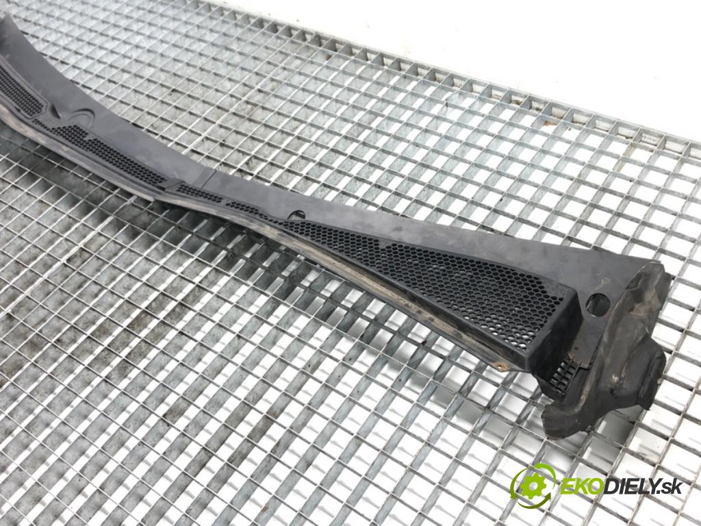 PEUGEOT 208 I (CA_, CC_) 2012 - 2022    1.2 VTI 82 60 kW [82 KM] benzyna 2012 - 2022  Torpédo, plast pod čelné okno 967332777 (Torpéda)