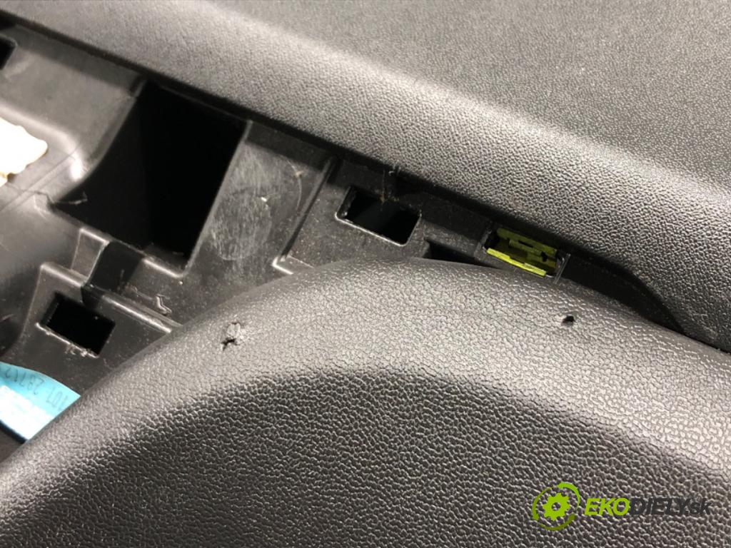 PEUGEOT 208 I (CA_, CC_) 2012 - 2022    1.2 VTI 82 60 kW [82 KM] benzyna 2012 - 2022  Palubná doska  (Palubné dosky)