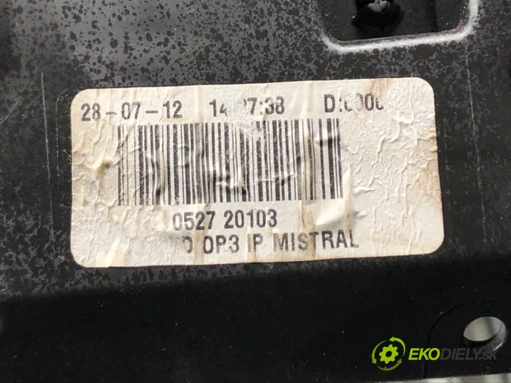 PEUGEOT 208 I (CA_, CC_) 2012 - 2022    1.2 VTI 82 60 kW [82 KM] benzyna 2012 - 2022  Palubná doska  (Palubné dosky)