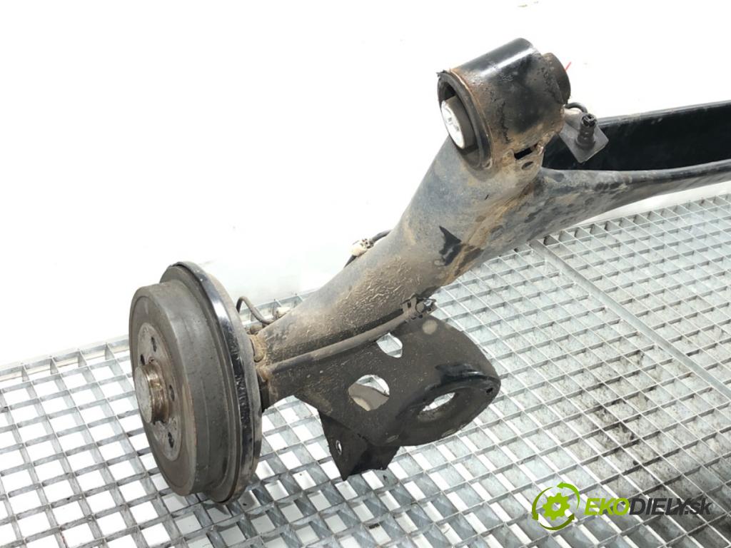 SKODA FABIA III liftback 2016 66 kW 1.2 TSI 1197 Výstuha zad