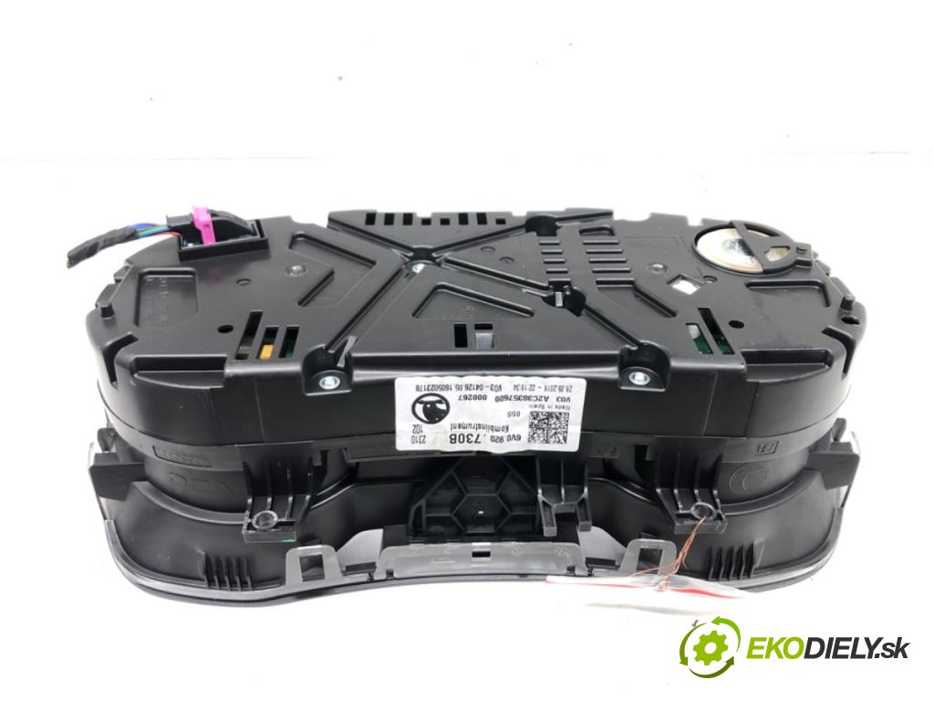 SKODA FABIA III (NJ3) 2014 - 2022    1.2 TSI 66 kW [90 KM] benzyna 2014 - 2022  Prístrojovka 6V0920730B (Prístrojové dosky, displeje)