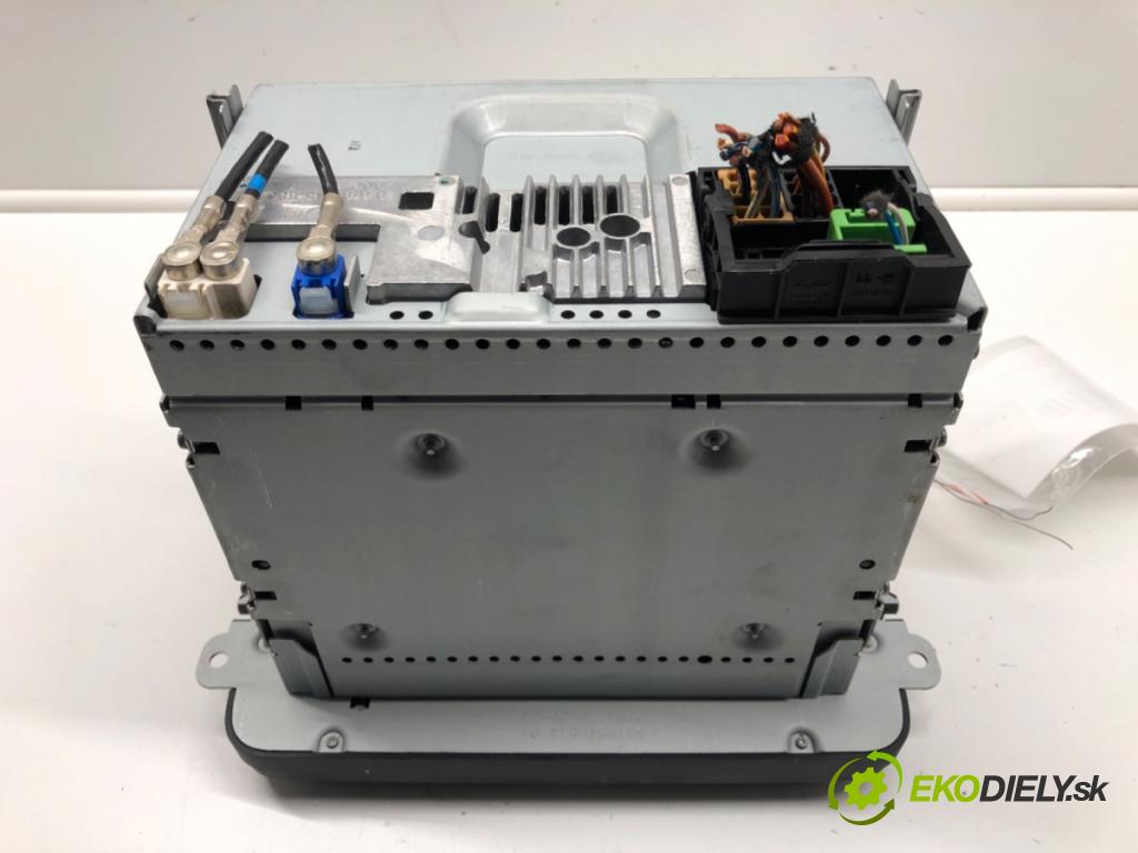 SKODA SUPERB II Kombi (3T5) 2009 - 2015    2.0 TDI 103 kW [140 KM] olej napędowy 2009 - 2010  RADIO 3T0035191B (Audio zariadenia)