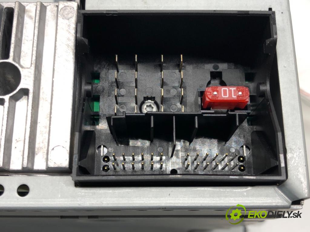 SKODA SUPERB II Kombi (3T5) 2009 - 2015    2.0 TDI 103 kW [140 KM] olej napędowy 2009 - 2010  RADIO 3T0035191B (Audio zariadenia)