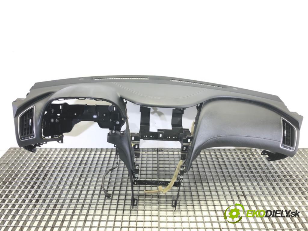 INFINITI Q50 2013 - 2022    2.0 T 155 kW [211 KM] benzyna 2014 - 2022  Palubná doska  (Palubné dosky)