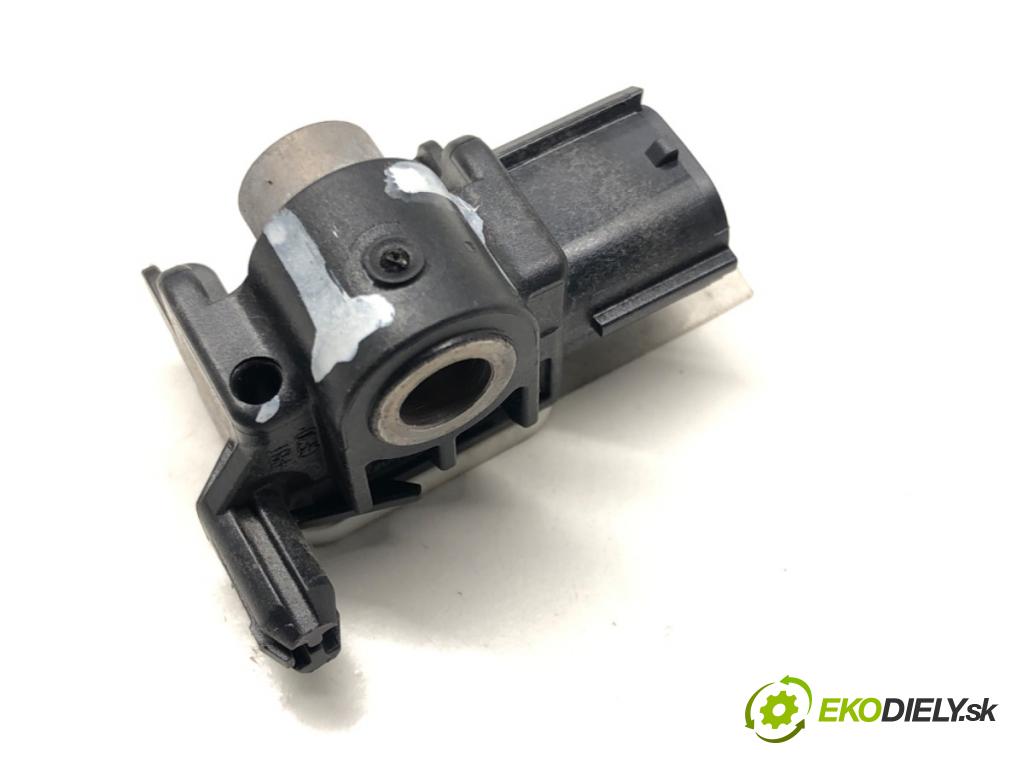 INFINITI Q50 2013 - 2022    2.0 T 155 kW [211 KM] benzyna 2014 - 2022  Snímač nárazu 98830-3JA0A (Snímače nárazu)