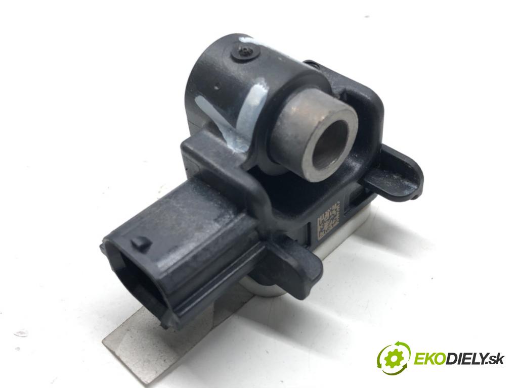 INFINITI Q50 2013 - 2022    2.0 T 155 kW [211 KM] benzyna 2014 - 2022  Snímač nárazu 98830-3JA0A (Snímače nárazu)