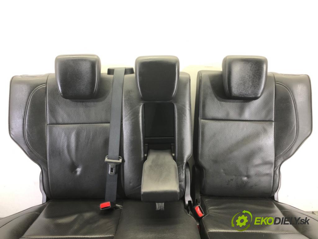 SUZUKI GRAND VITARA II (JT, TE, TD) 2005 - 2022    3.2 (JB632) 171 kW [233 KM] benzyna 2009 - 2010  Sedadlo zad  (Sedačky, sedadlá)