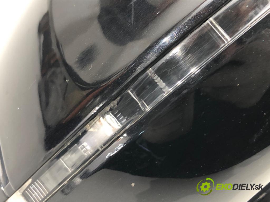 AUDI A8 D4 sedan 2010 273 kW 4.2 FSI quattro 4163 Spätné zrkadlo pravy LZ9Y