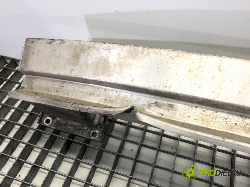 AUDI A8 D4 (4H2, 4H8, 4HC, 4HL) 2009 - 2018    4.2 FSI quattro 273 kW [371 KM] benzyna 2009 - 201  výztuha nárazníka zadní část