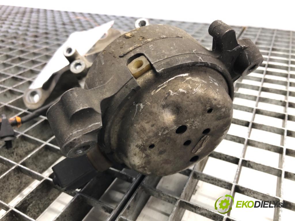 AUDI A8 D4 (4H2, 4H8, 4HC, 4HL) 2009 - 2018    4.2 FSI quattro 273 kW [371 KM] benzyna 2009 - 201  AirBag prevodovky 4H0399113E (Držiaky prevodovky)