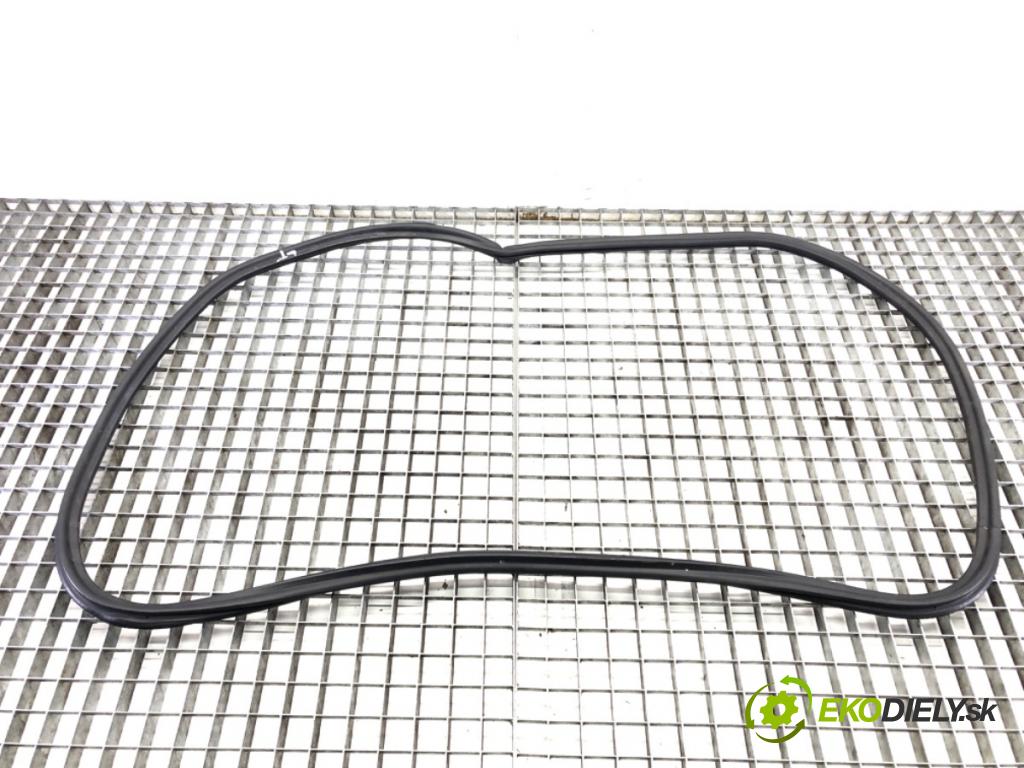 AUDI A8 D4 (4H2, 4H8, 4HC, 4HL) 2009 - 2018    4.2 FSI quattro 273 kW [371 KM] benzyna 2009 - 201  těsnění dveře zadní část levá strana  (Ostatní)