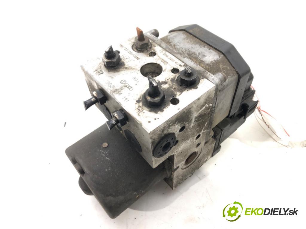 VW PASSAT B5.5 (3B3) 2000 - 2005    1.8 T 20V 110 kW [150 KM] benzyna 2000 - 2005  Pumpa ABS 0273004573 (Pumpy ABS)