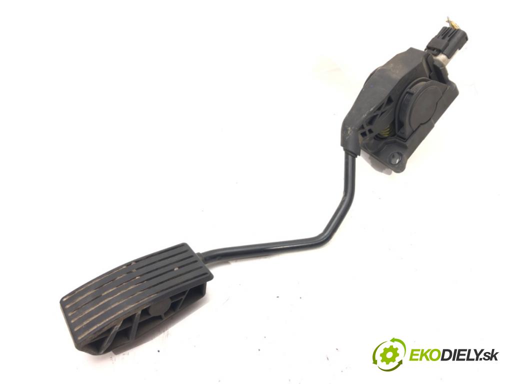 PEUGEOT 407 (6D_) 2004 - 2011    2.0 (6DRFNB, 6DRFNE) 100 kW [136 KM] benzyna 2004   Potenciometer plynového pedálu F00C3E2429 (Pedále)