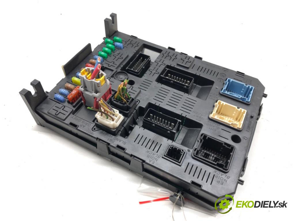 CITROEN C4 PICASSO I nadwozie wielkoprzestrzenne (MPV) (UD_) 2006 - 2015    1.6 VTi 120 88 kW [120 KM] benzyna 2008 - 2013  modul BSI 9664059080 (Pojistkové skříňky)