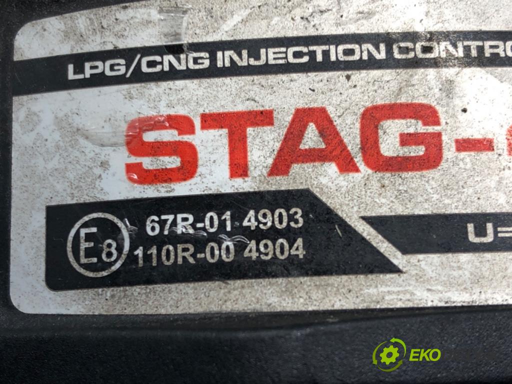 --- ---    ---  řídící jednotka do plynového pedálu LPG STAG-4 QBOX BASIC (Řídící jednotky)