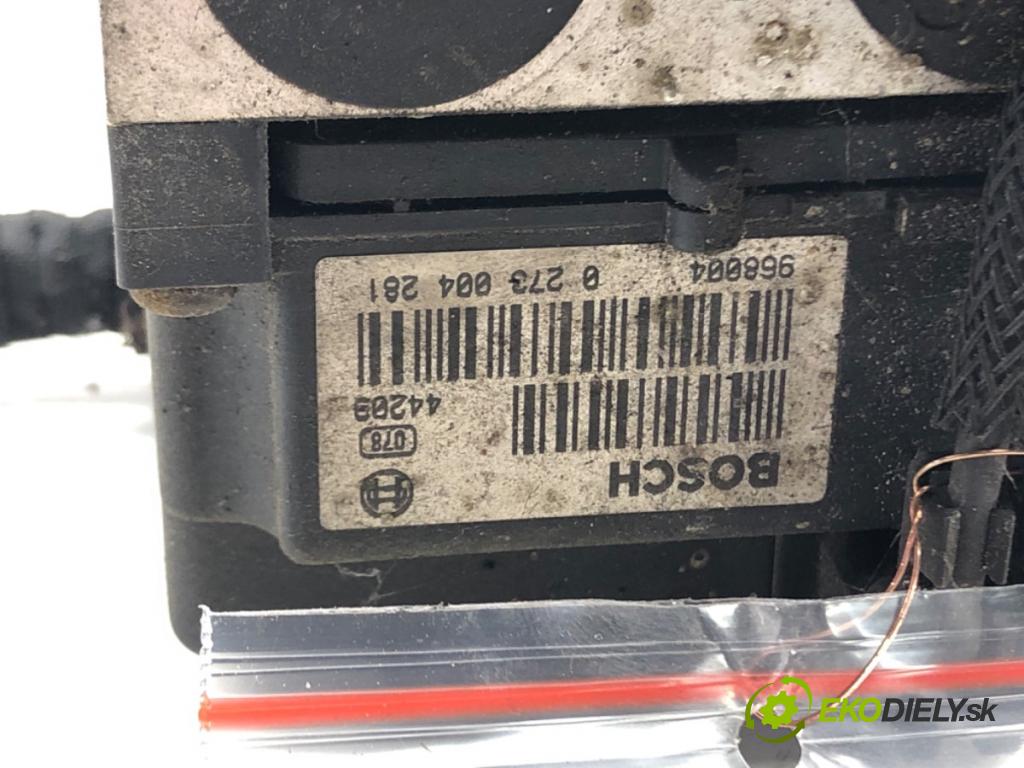 AUDI A4 B5 Avant (8D5) 1994 - 2002    1.9 TDI 81 kW [110 KM] olej napędowy 1996 - 2001  Pumpa ABS 0273004281 (Pumpy ABS)