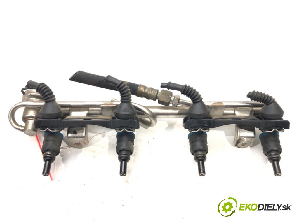 VW PASSAT B5 (3B2) 1996 - 2001    1.8 92 kW [125 KM] benzyna 1996 - 2000  Lišta vstrekovacia 058133681B (Vstrekovacie lišty)