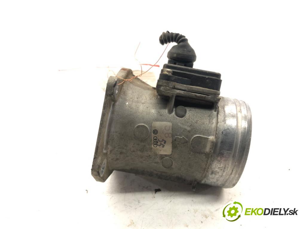 AUDI A4 B5 (8D2) 1994 - 2001    1.6 74 kW [100 KM] benzyna 1994 - 2000  Váha vzduchu  (Váhy vzduchu)