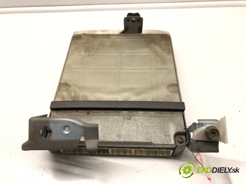 TOYOTA YARIS (_P1_) 1999 - 2005    1.0 (SCP10_) 50 kW [68 KM] benzyna 1999 - 2005  riadiaca jednotka Motor 89661-52060 (Riadiace jednotky)