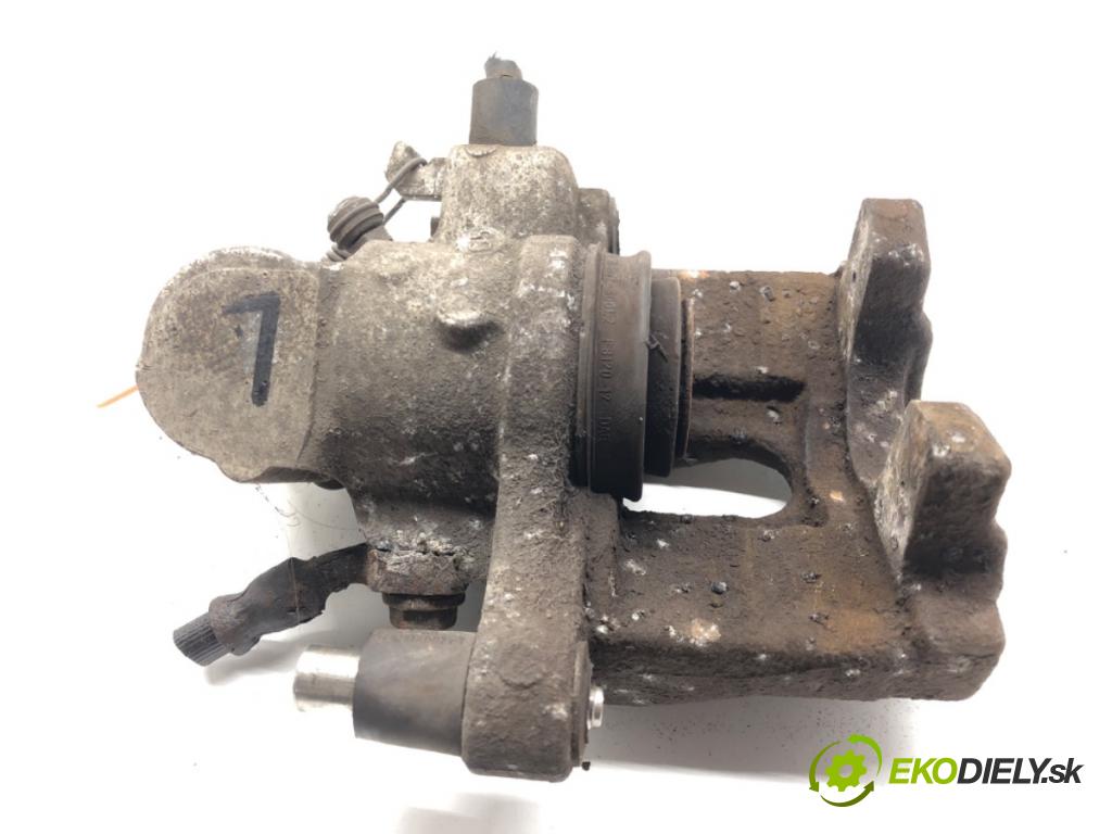 OPEL SIGNUM liftback (Z03) 2003 - 2008    1.9 CDTI (F48) 110 kW [150 KM] olej napędowy 2004 - 2008  Brzdič strmeň ľavy zad 