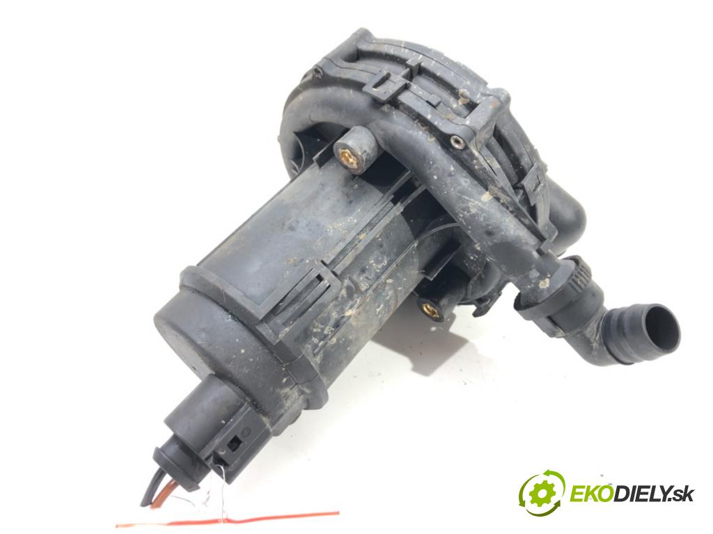 AUDI A6 C5 (4B2) 1997 - 2005    2.4 121 kW [165 KM] benzyna 1997 - 2005  Pumpa vzduchu sekundárneho 078906601D (Ostatné)