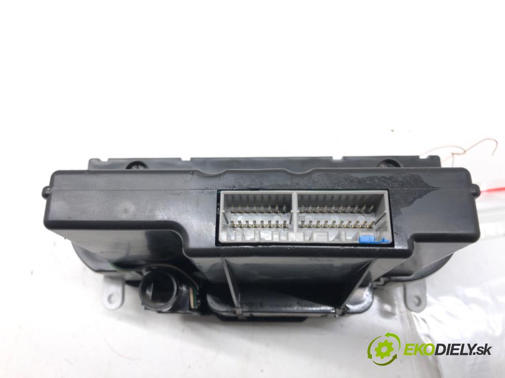 SUBARU IMPREZA Kombi (GG) 2000 - 2008    2.0 AWD (GG9) 92 kW [125 KM] benzyna 2000 - 2007  Panel ovládania kúrenia 72311FE051 (Prepínače, spínače, tlačidlá a ovládače kúrenia)