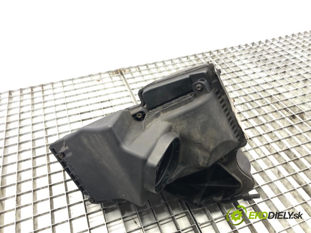 AUDI A5 (8T3) 2007 - 2017    2.0 TDI 130 kW [177 KM] olej napędowy 2011 - 2017  Obal filtra vzduchu 8K0133835BM (Obaly filtrov vzduchu)