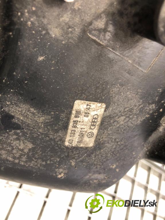 AUDI A5 (8T3) 2007 - 2017    2.0 TDI 130 kW [177 KM] olej napędowy 2011 - 2017  Obal filtra vzduchu 8K0133835BM (Obaly filtrov vzduchu)