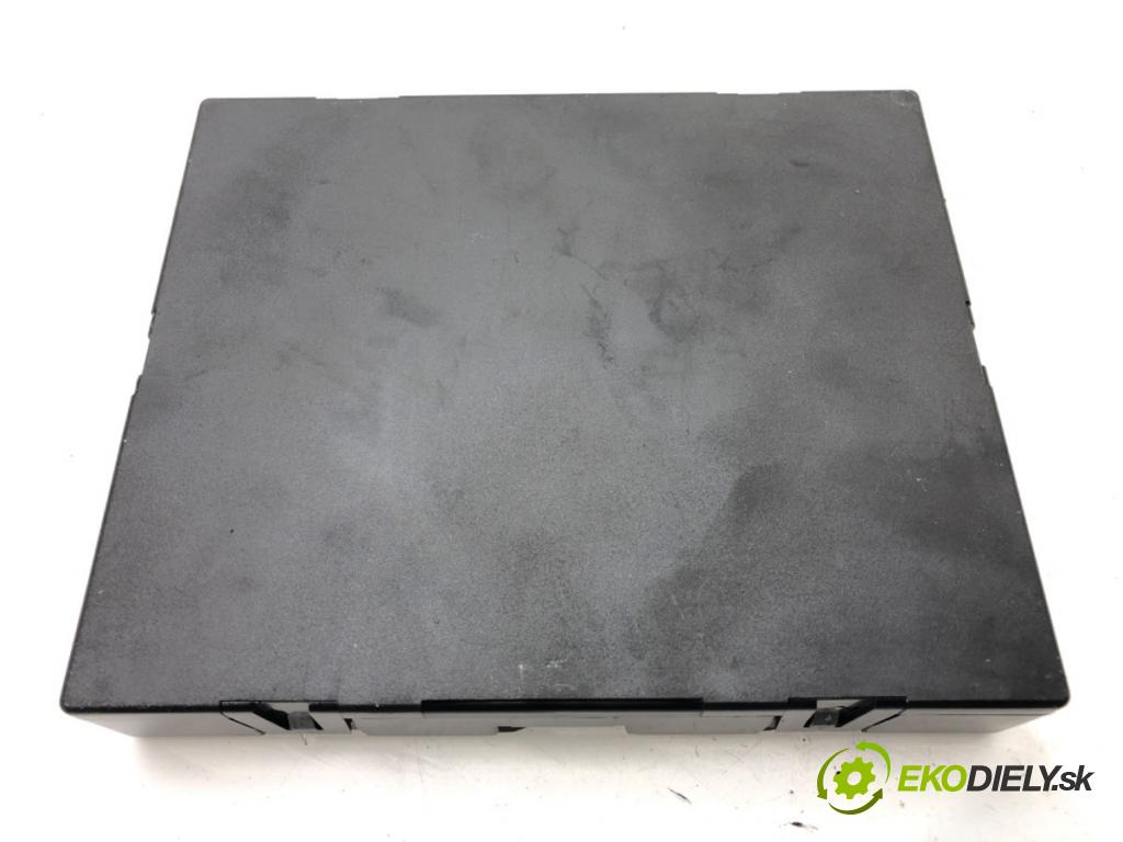 AUDI A5 (8T3) 2007 - 2017    2.0 TDI 130 kW [177 KM] olej napędowy 2011 - 2017  Modul komfortu 8K0907064EF (Moduly komfortu)