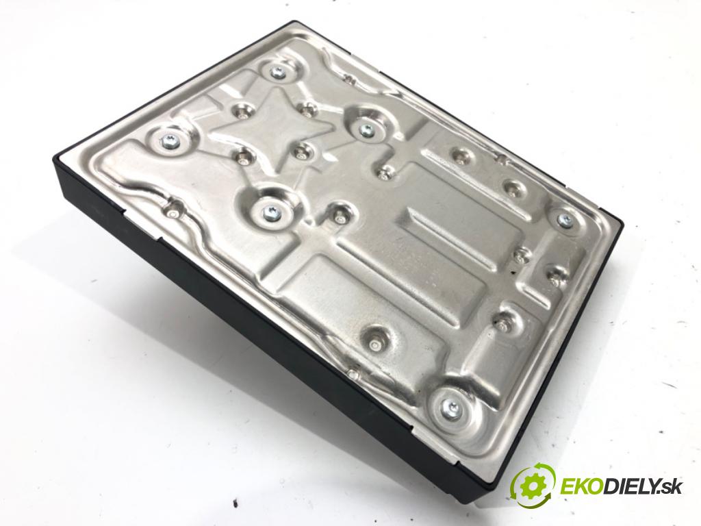 AUDI A5 (8T3) 2007 - 2017    2.0 TDI 130 kW [177 KM] olej napędowy 2011 - 2017  Modul komfortu 8K0907063AH (Moduly komfortu)