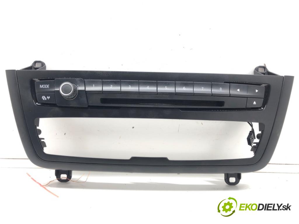 BMW 3 Touring (F31) 2012 - 2019    316 d 85 kW [116 KM] olej napędowy 2012 - 2019  Panel ovládania radia 17313810 (Prepínače, spínače, tlačidlá a ovládače kúrenia)